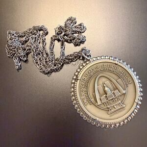 1976 Two Hundred Years Of St. Louis History Medal Necklace